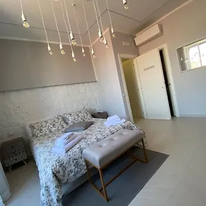 Spiderrooms , Naples Italy