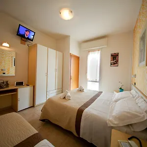 petrarca.riccione-hotels.org/